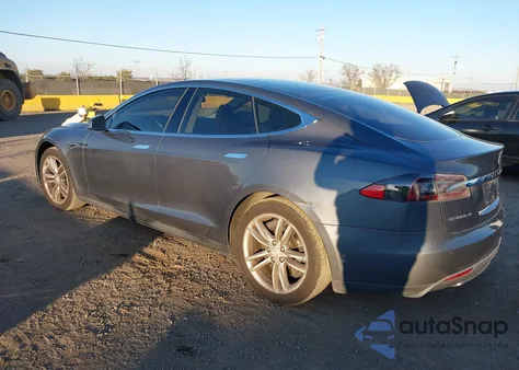 2013 Tesla Model S Performance из США, поврежденный, VIN 5YJSA1CP4DFP23684